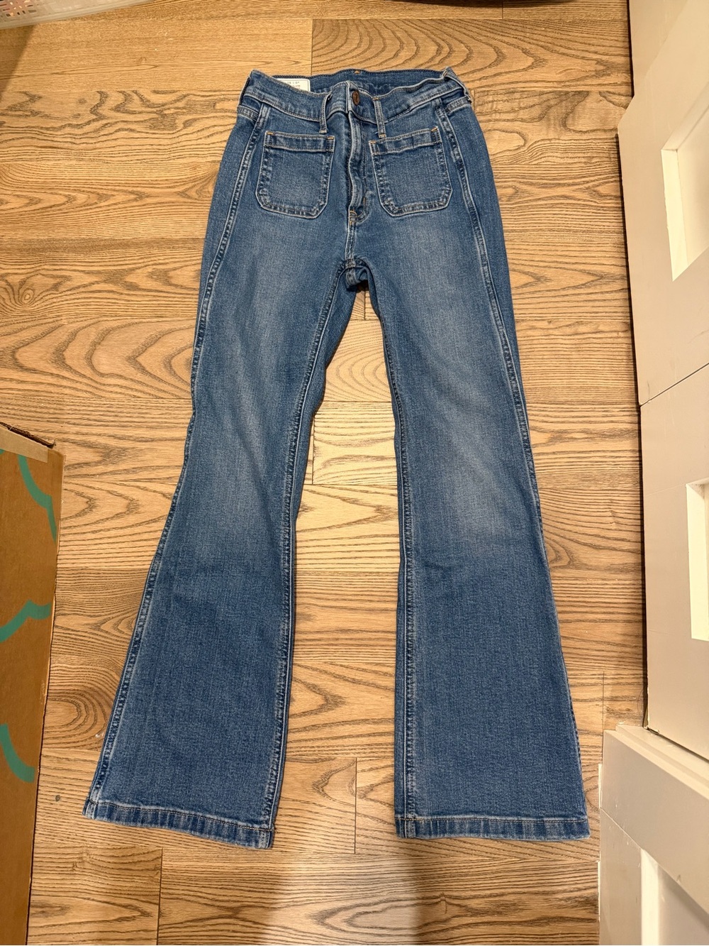 Gap Classic Blue Women's Flared Jeans